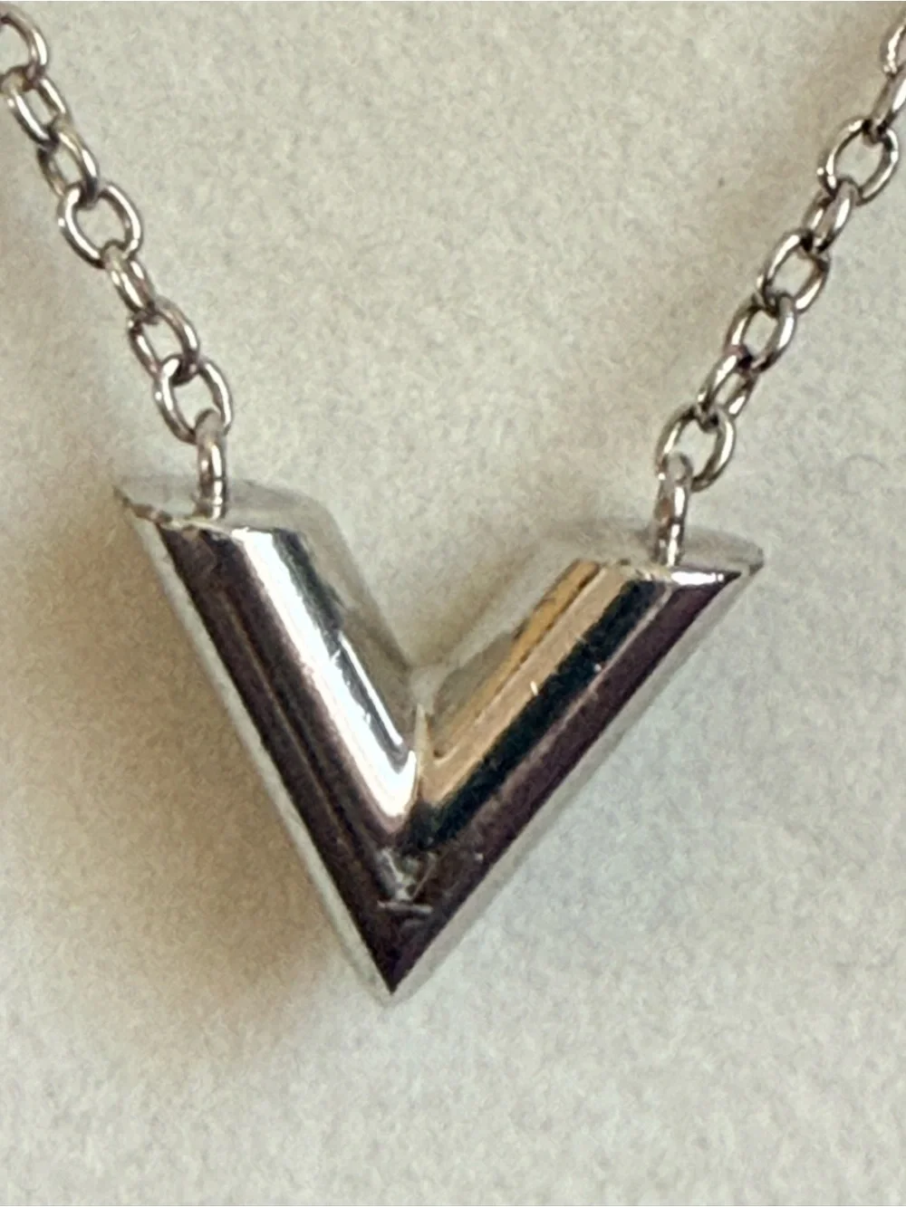 Authentic Louis Vuitton Necklace-Signature V -Shaped Silver Pendant Necklace